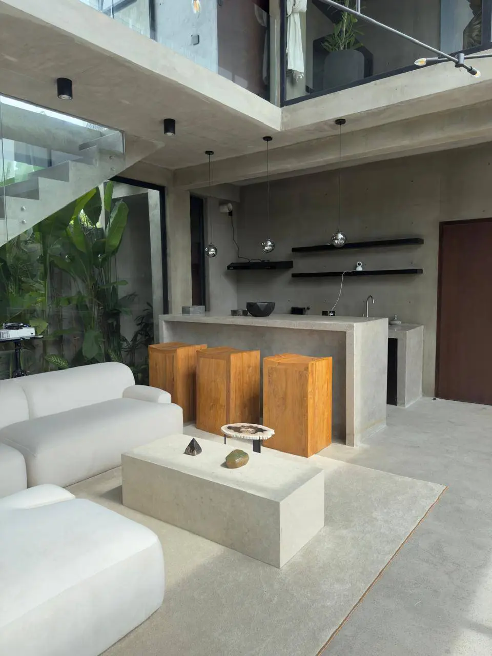 Tumbak bayuh 3 bedroom — image 2