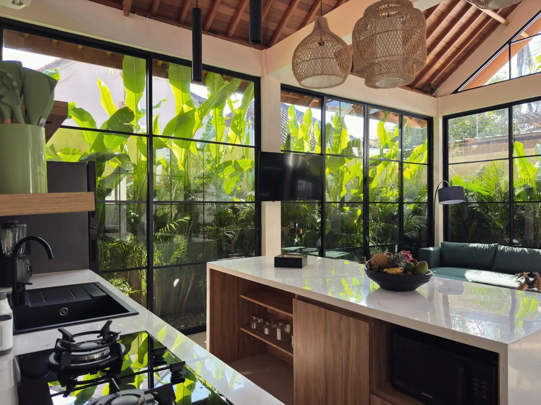 Brand-New Modern 2BR Villa in Legian – Close to Beach & Cafes