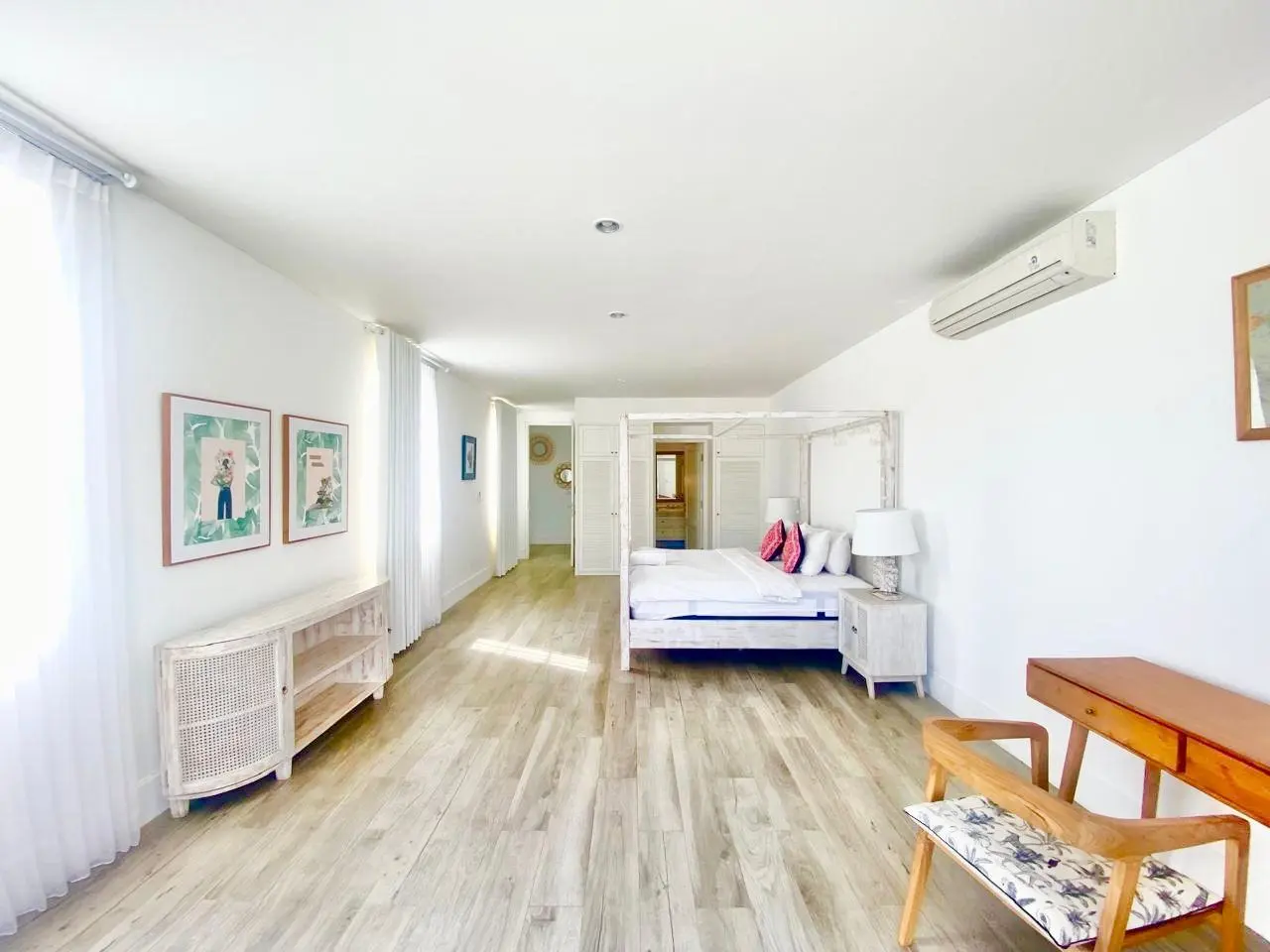 Villa For Rent 3 Bed In Berawa Tibubeneng Bali FM-3502 — image 3