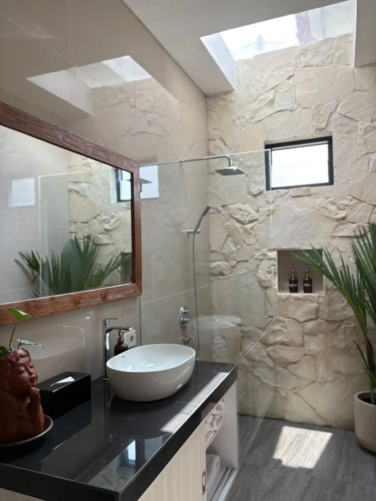 Seminyak 2 Bedroom with private pool — image 3