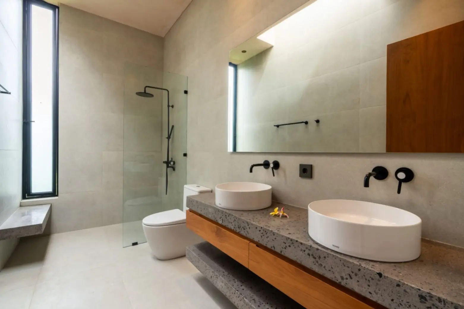 Tumbak bayuh 4 bedroom — image 1