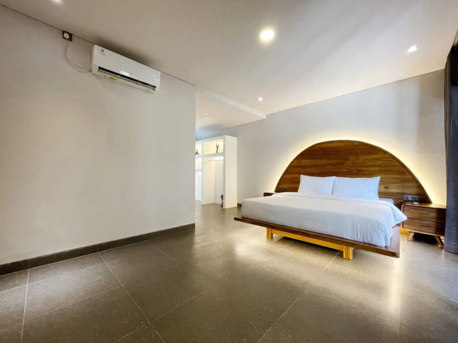 Tumbak bayuh 2 bedroom — image 4