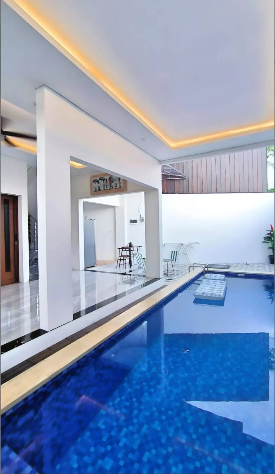 Modern 3 Bedrooms in Pererenan — image 1