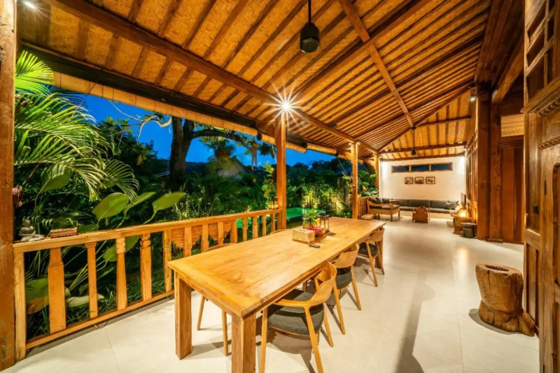 3 Bedrooms | Garden | Pool — image 3