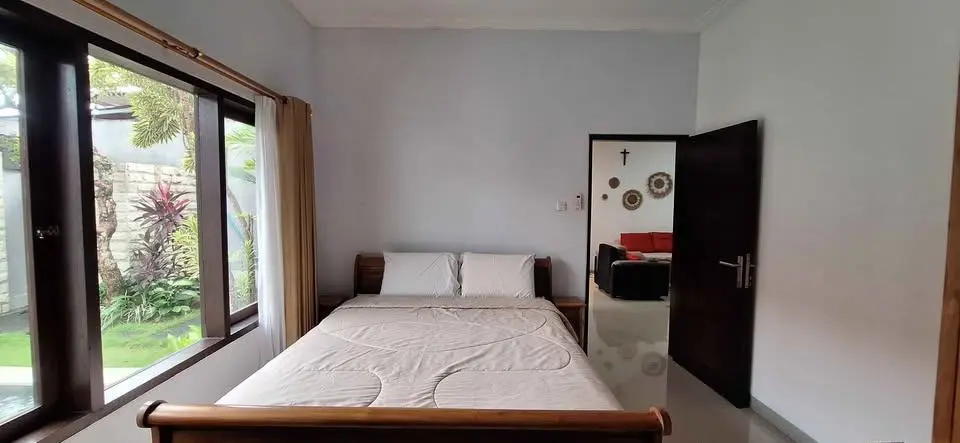 3 Bedrooms For Rent — image 2