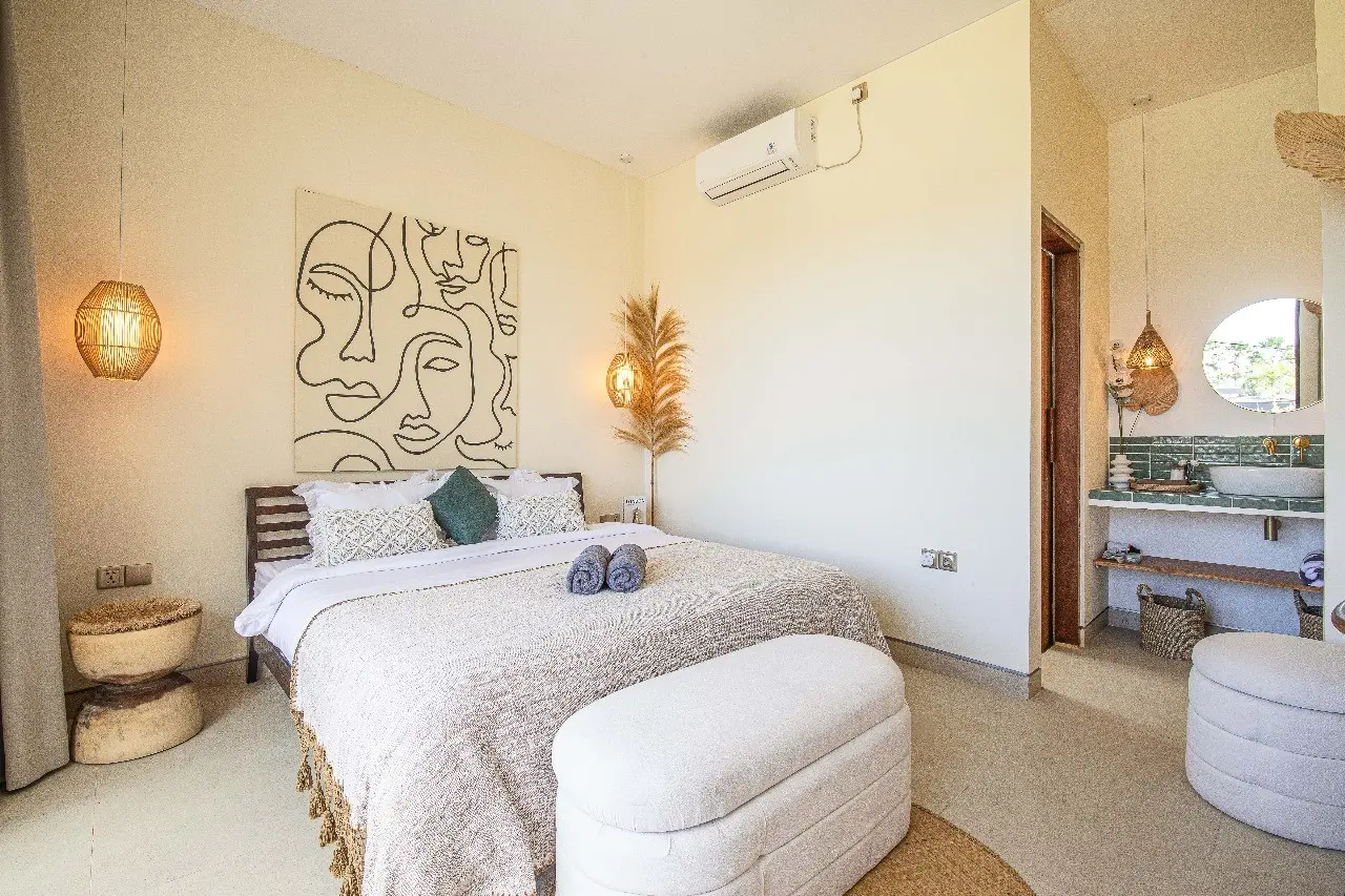 Tumbak bayuh 4 bedroom — image 2