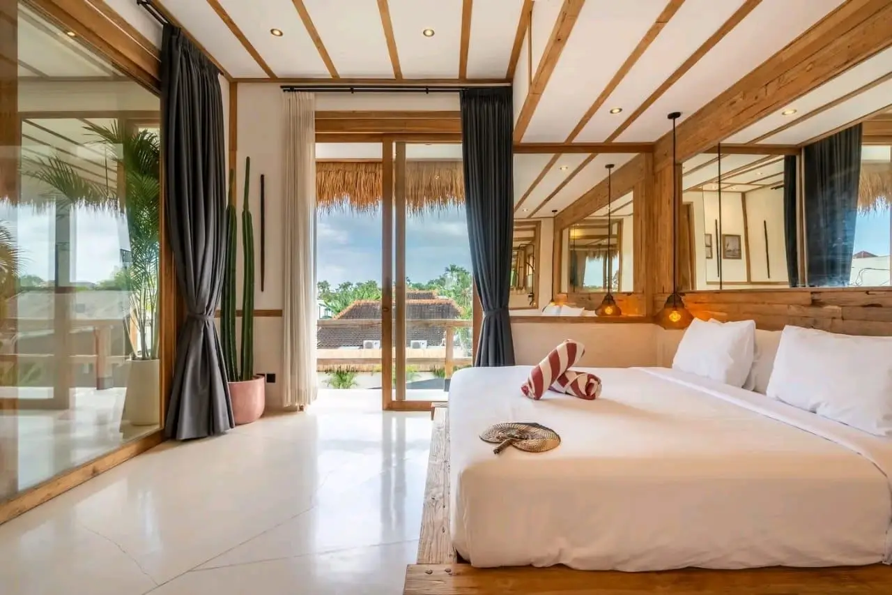 Villa For Rent 3 Bed In Berawa Tibubeneng Bali EK-3514 — image 2