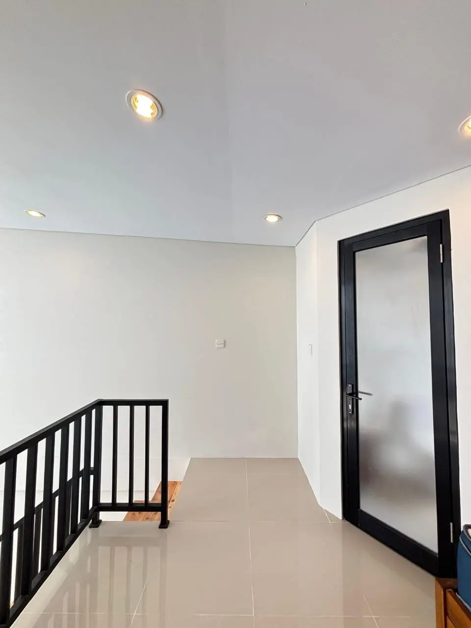 Tumbak bayuh one bedroom apartment — image 4