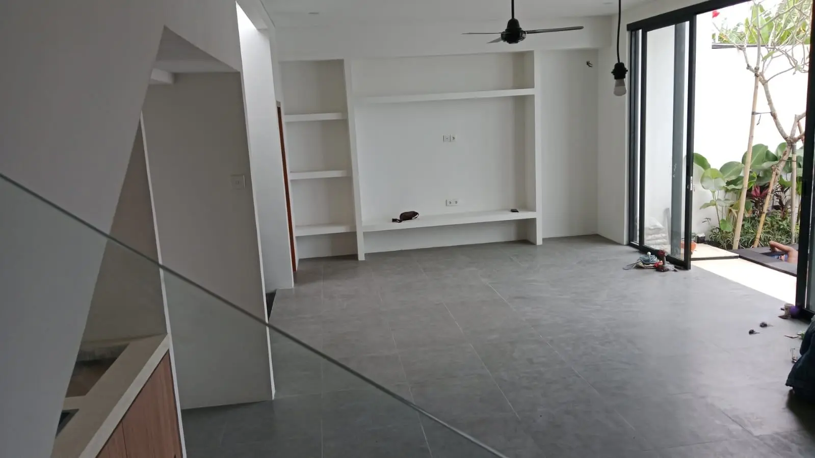 Ready end of August *VILLA FOR SALE* Location Jalan Rama Pantai Kedungu — image 1