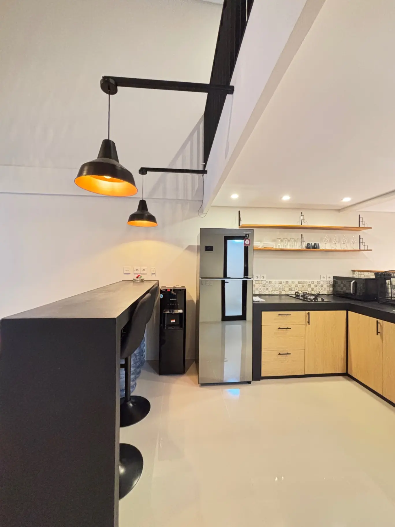 Brand New 1 Bedroom Apartment 5 Minute to Obsidian Gym — image 3