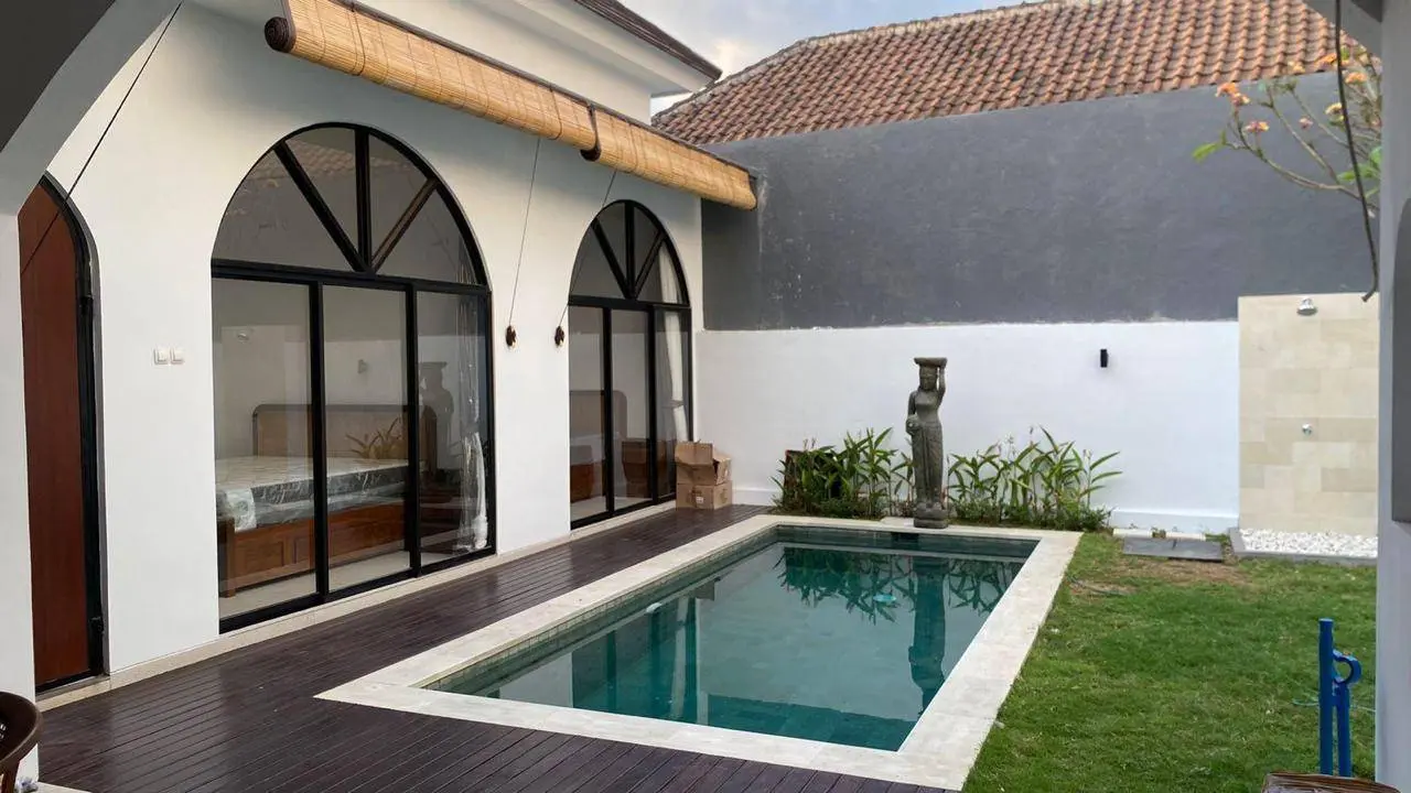 Villa jimbaran puri gading for rent — image 1
