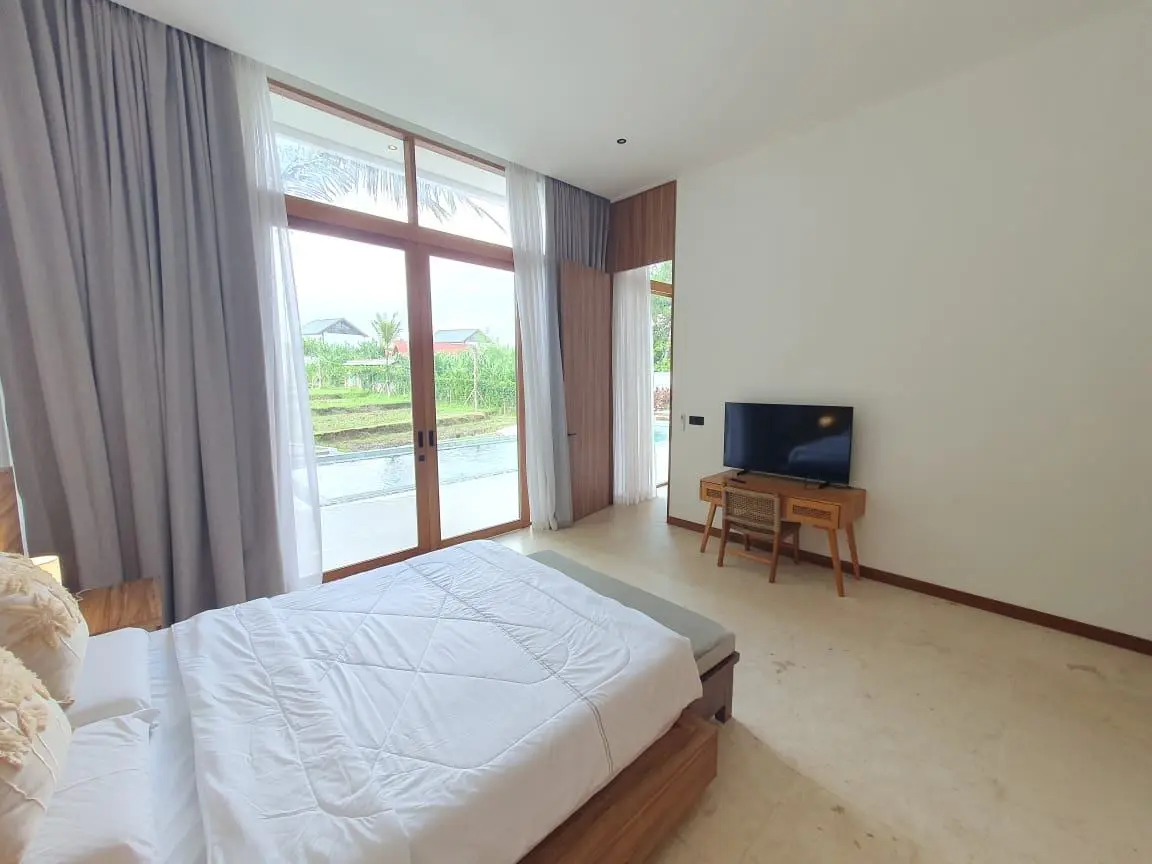 For Rent Yearly Villa 5 Bedroom — image 1