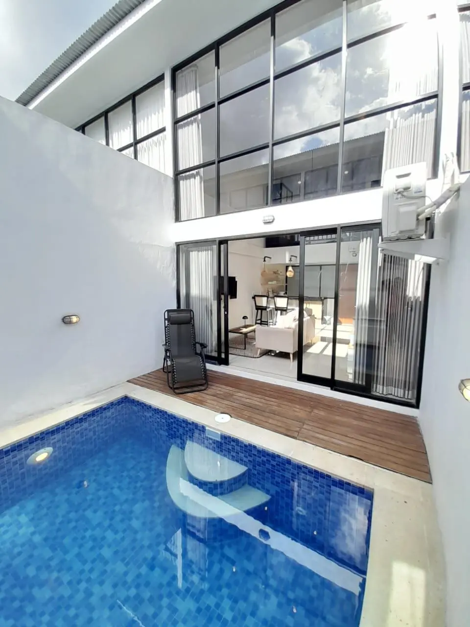 Mezzanine Loft Tumbak Bayuh — image 4