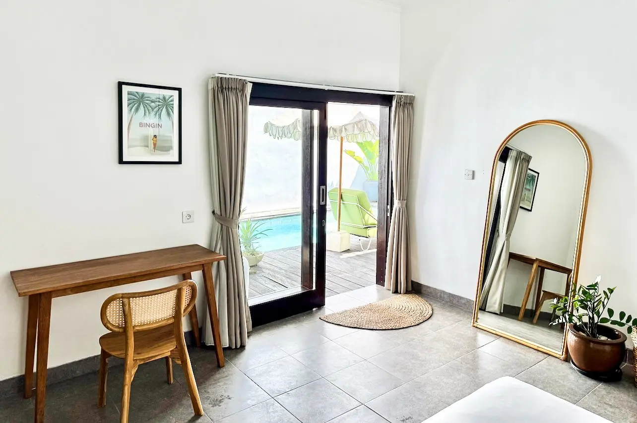 Villa JJ's - 3 Bedrooms Villa Canggu 4 mins from La Brisa Beach Club