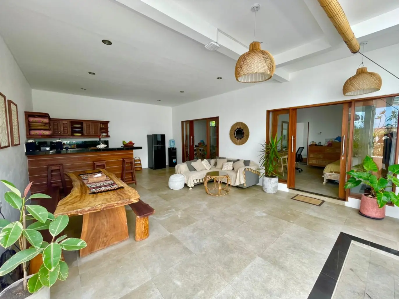 Peaceful 3BR Villa in Prime Pererenan — image 1