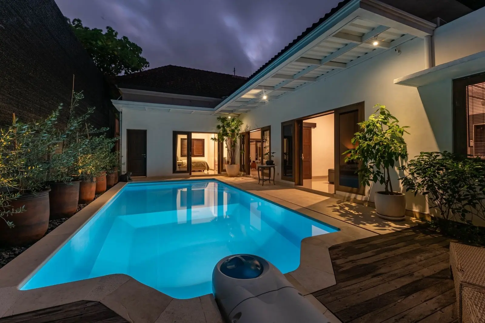 Villa Modern 2 Bed In Kerobokan Badung Bali AT-3517