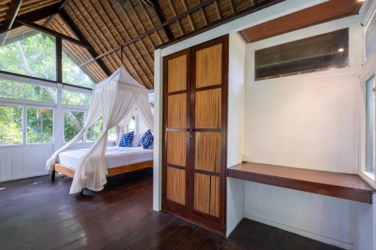 Seminyak 3-bedroom — image 1