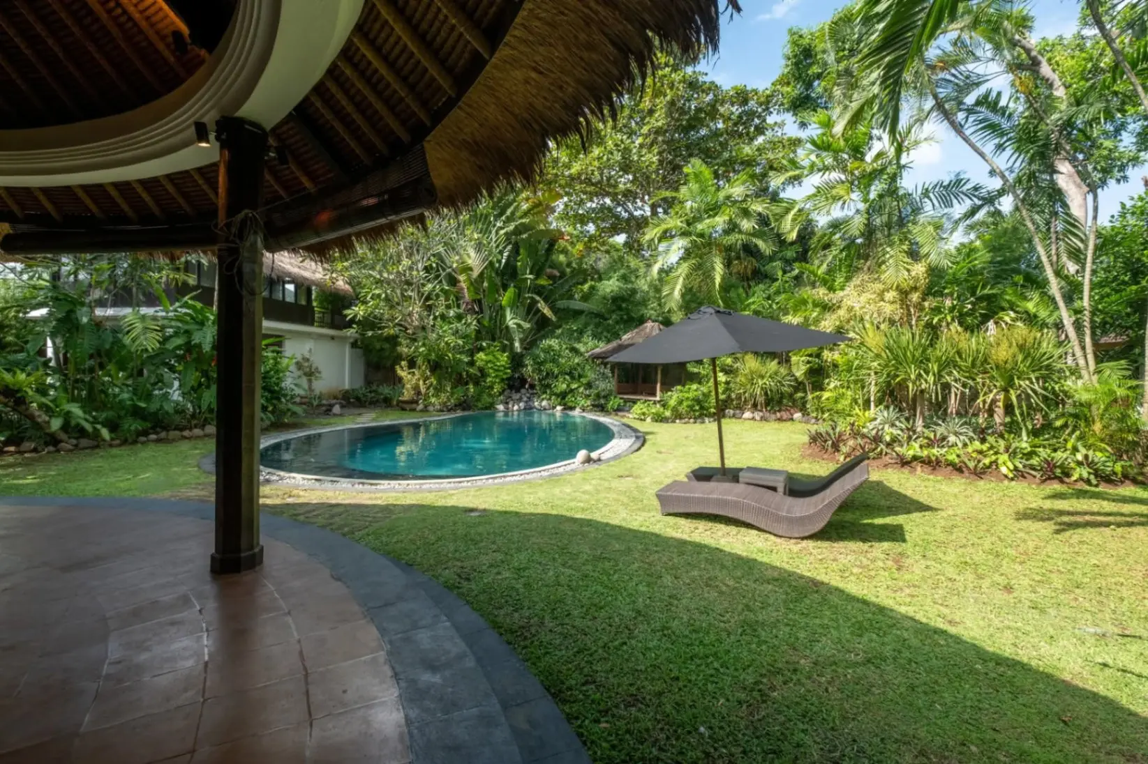 Seminyak 3-bedroom — image 4