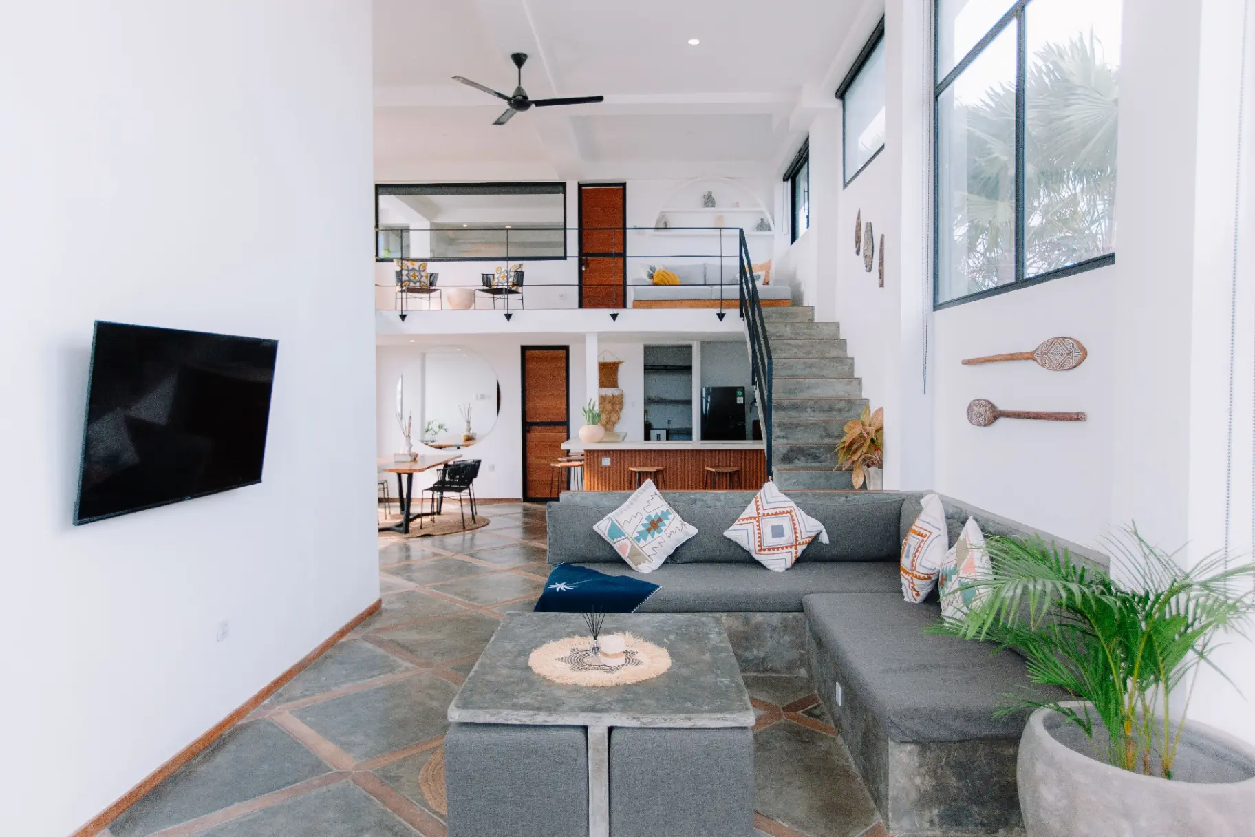 Modern 2-Bed Condo in Prime Canggu