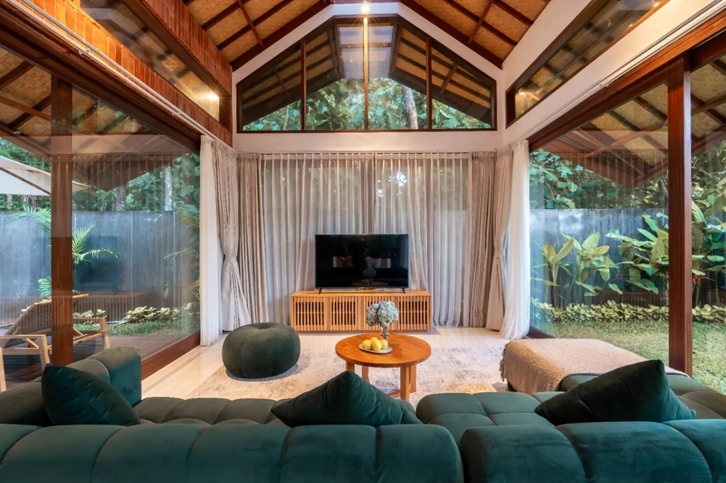 Uluwatu 2-bedroom — image 3