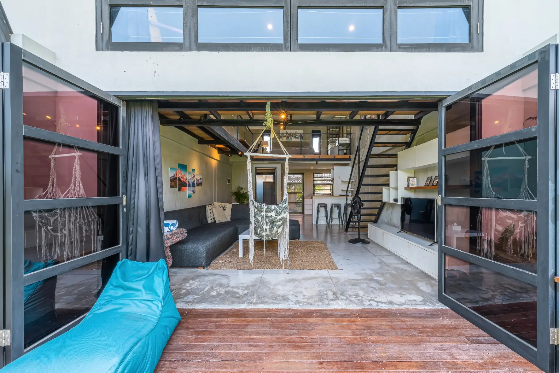 Loft GL 9 - Simple and Calm Loft in Berawa with Industrial Design — image 3