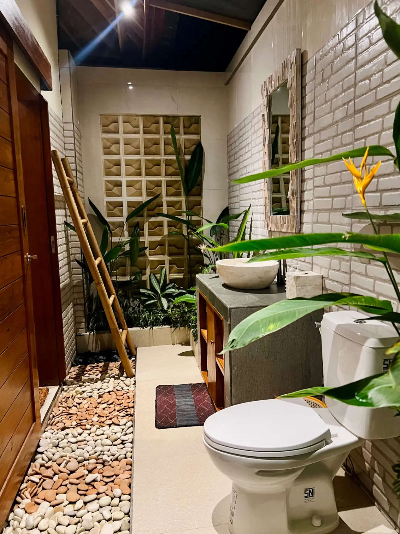 SEAOM Villas — image 2