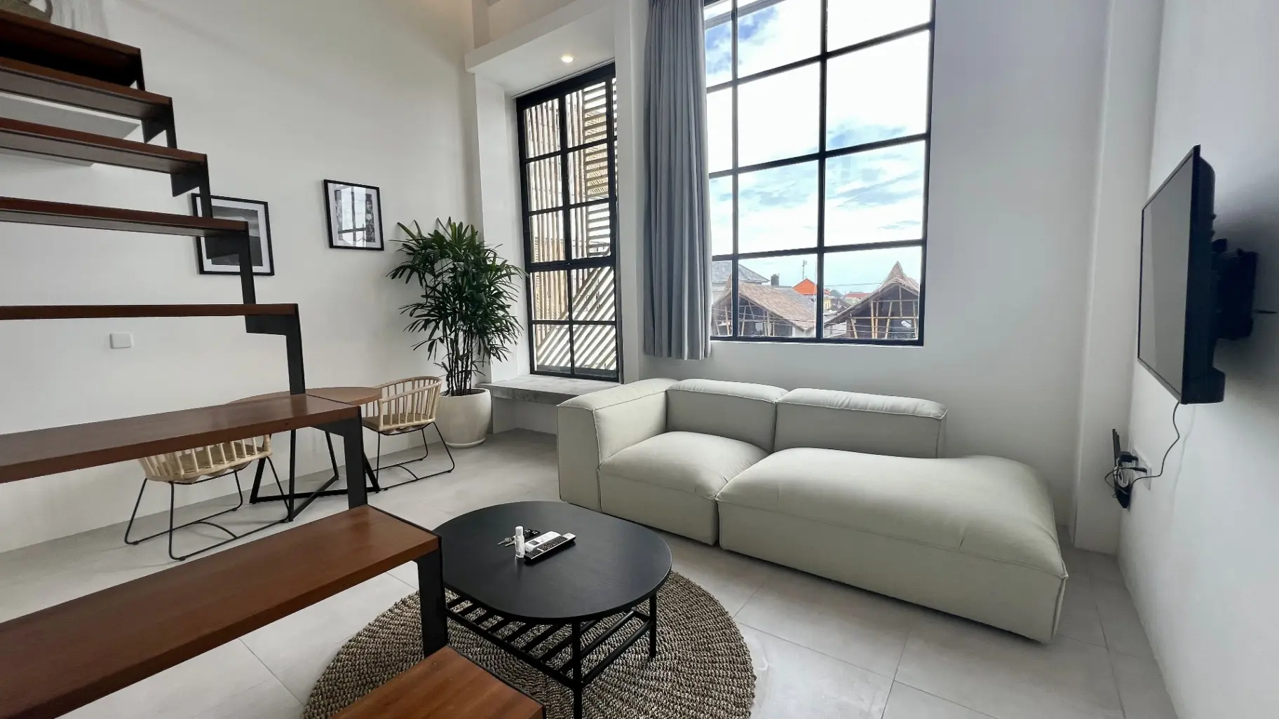 Modern 1 Bedroom Loft in Berawa — image 3