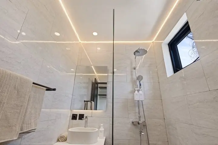 BRAWA 3-bedroom — image 2
