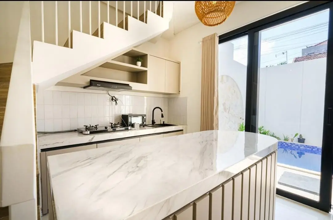 Villa Modern 2 Bed In Berawa Tibubeneng Bali EK-3162 — image 4