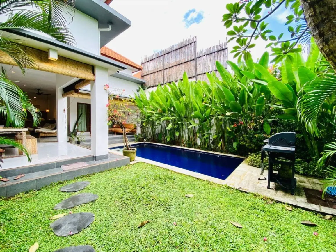 FULLY FURNISHED 3-BEDROOM VILLA IN PERERENAN SEMPOL — image 1