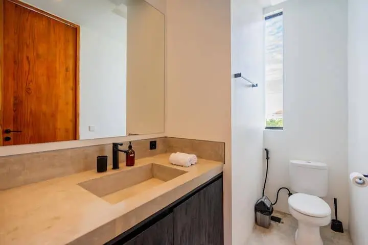 Pererenan 2-bedroom — image 3