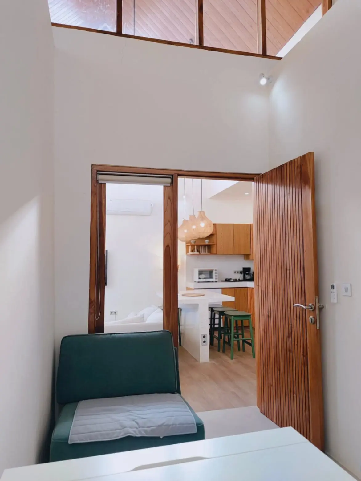 Kerobokan 2-bedroom — image 4