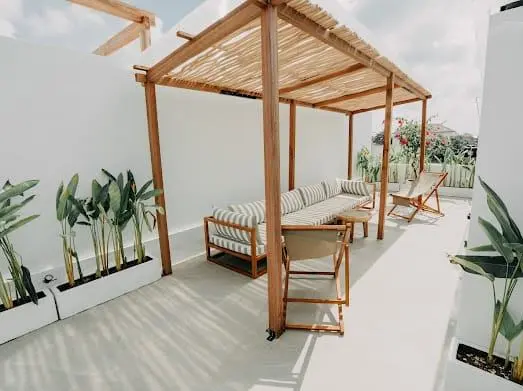 2-Bedroom Townhouse with Mountain Horizon in Central Buduk — image 4