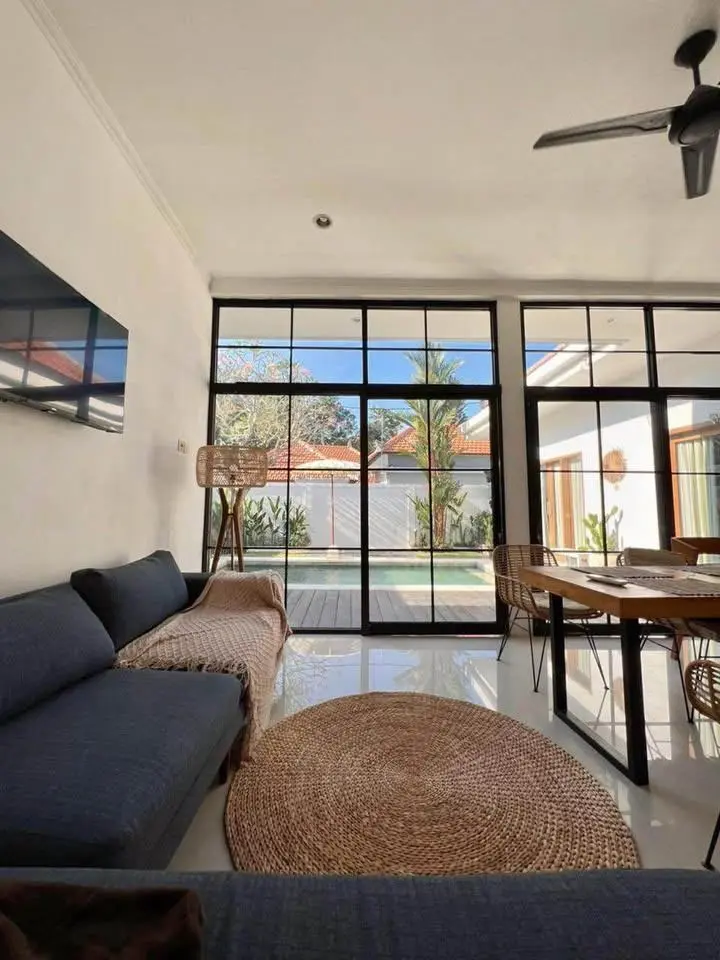 Modern 3 Bedrooms Villa in Tumbak bayuh — image 3