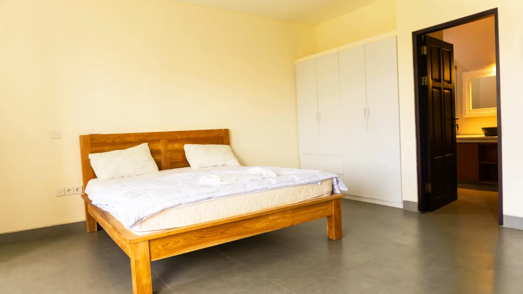 3 Bedroom Villa In Canggu For Rent — image 2