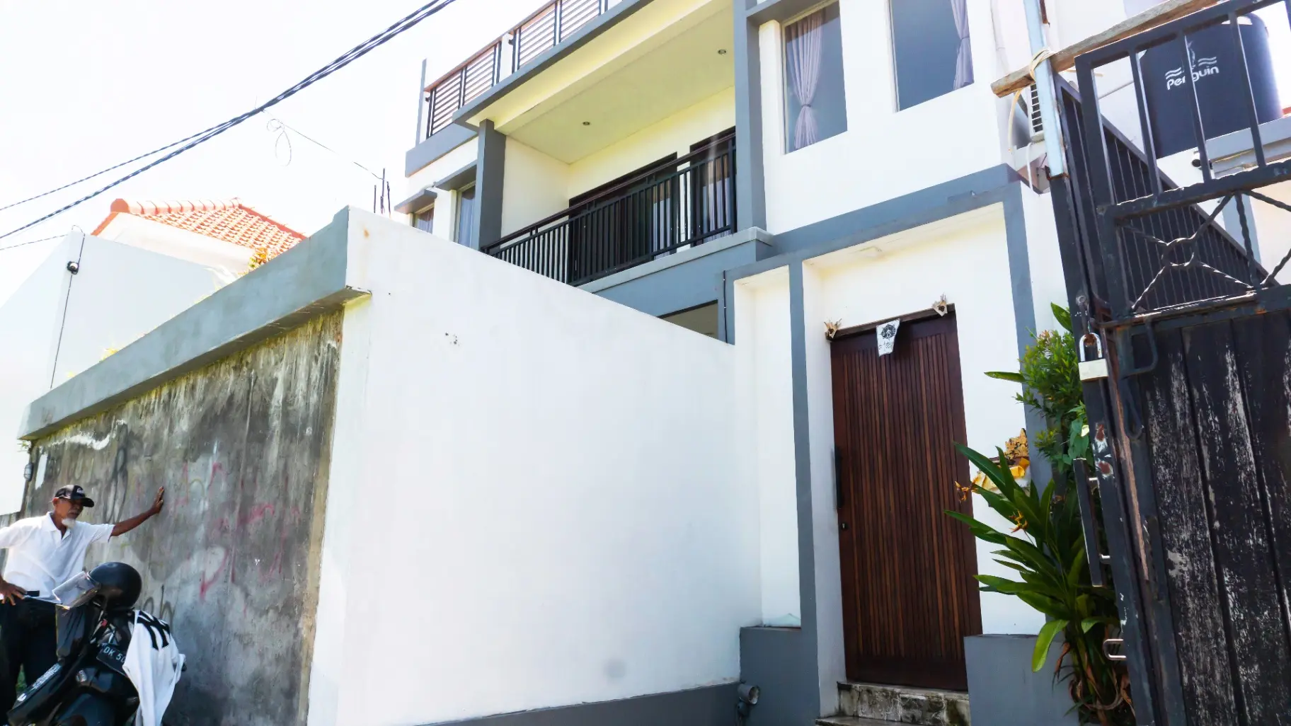 3 Bedroom Villa In Canggu For Rent — image 1