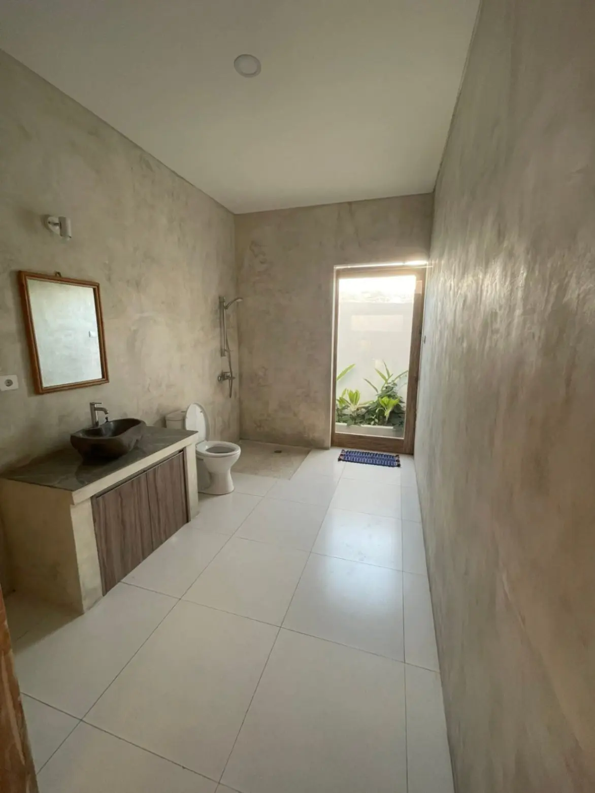 New Villa in Tumbak Bayuh with 2 Fully Furnished Bedrooms — image 3