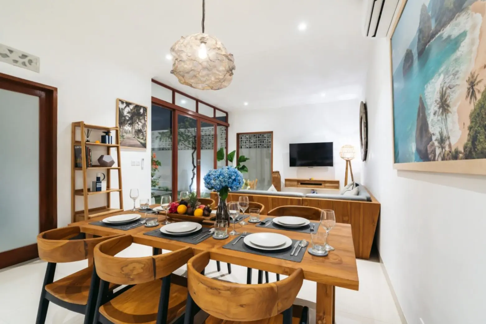 CANGGU 2-bedroom — image 4