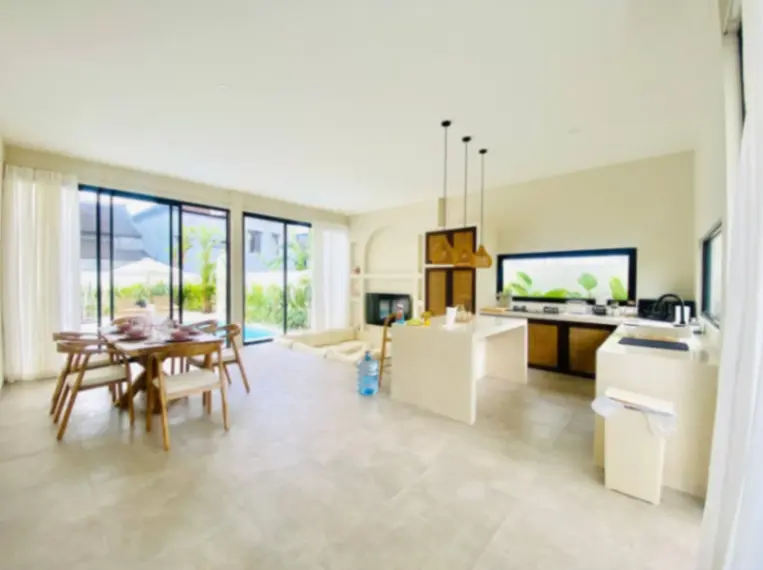 2 Bedrooms Villa In Canggu for Monthly & Yearly — image 3