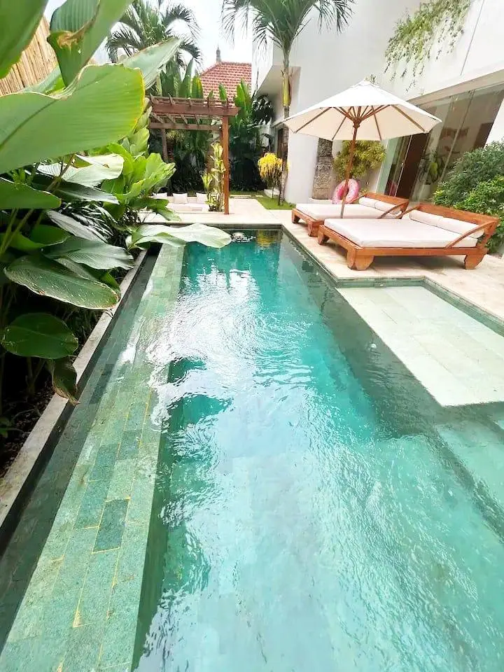 Pererenan monthly 3 Badroom Villa luxurious Bali living — image 1
