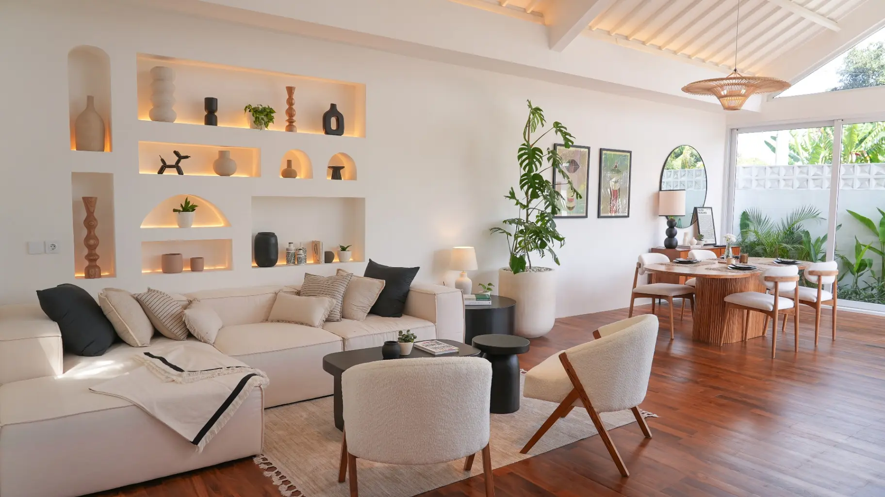 2-Bedroom Villa with Peaceful Residential Setting in Kedungu — image 2