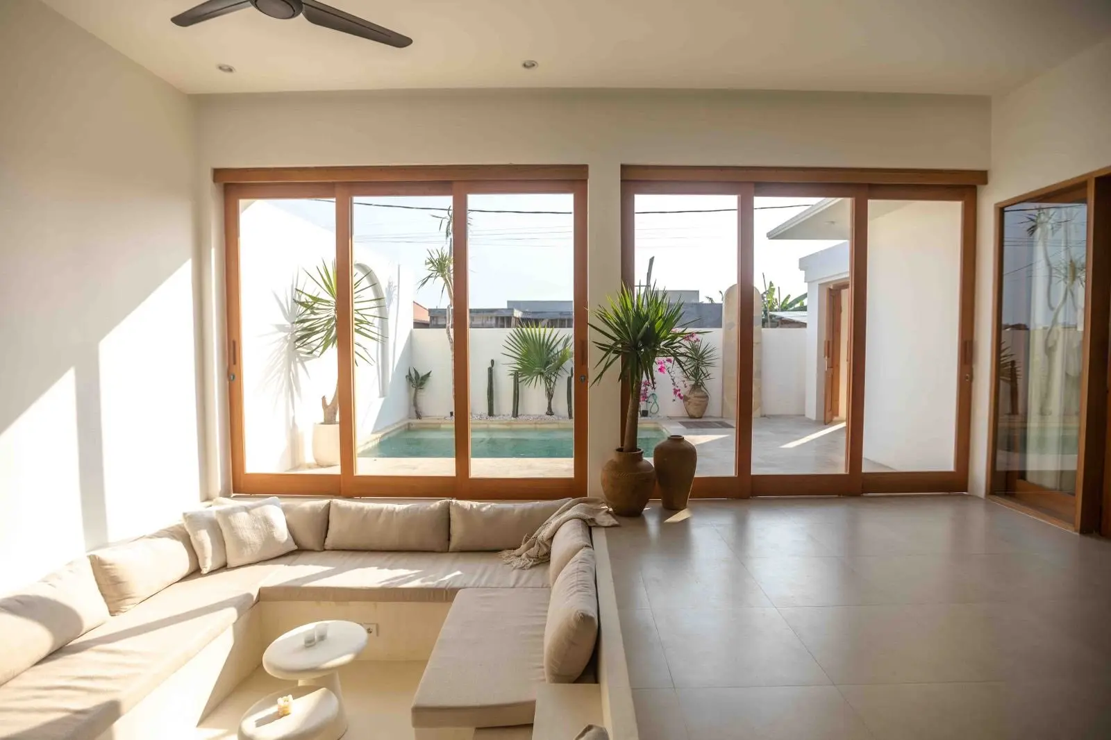 3 bedroom in pererenan — image 4