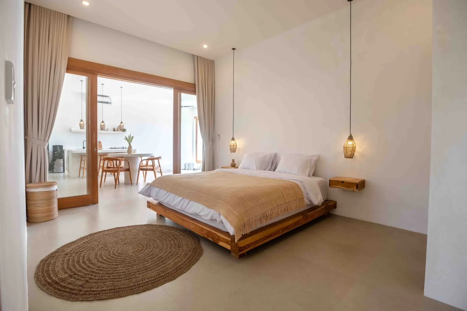 3 bedroom in pererenan — image 2