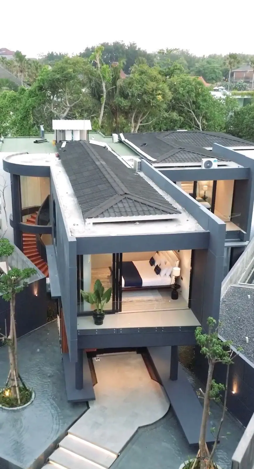 Pererenan 5-bedroom — image 3