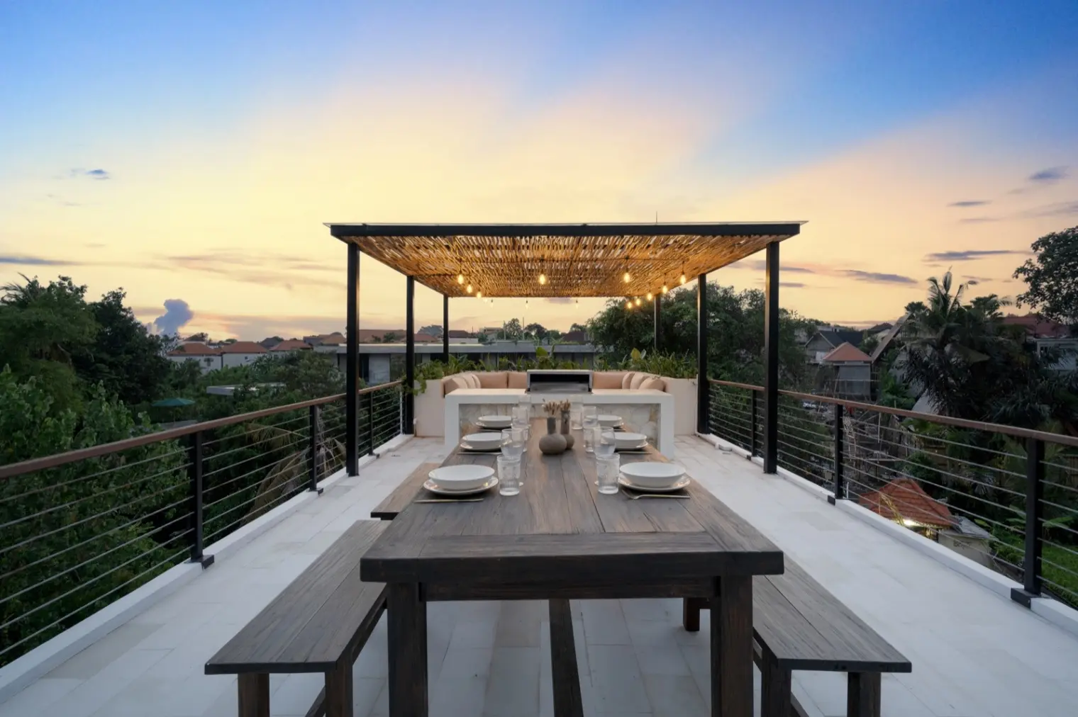 3 BR | Pererenan | Rooftop — image 2
