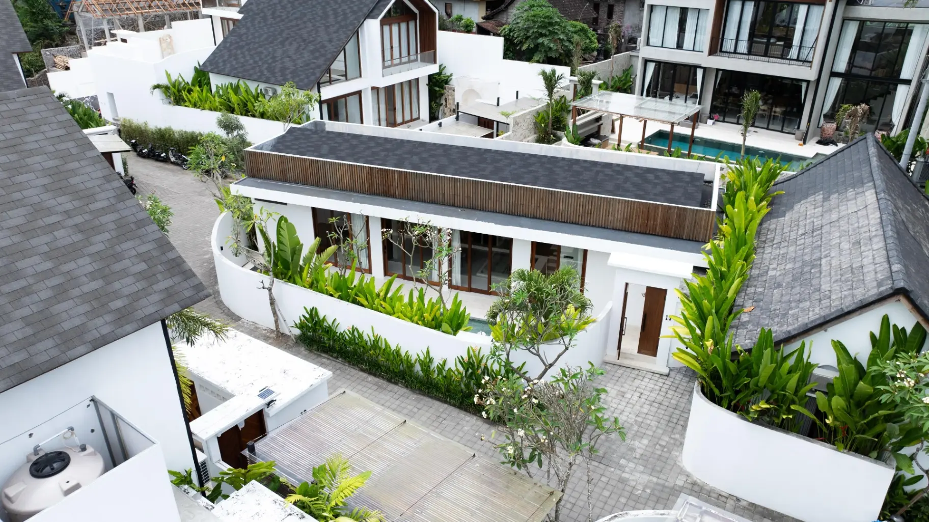 2-Bedroom Villa in Gated Community with Full Services