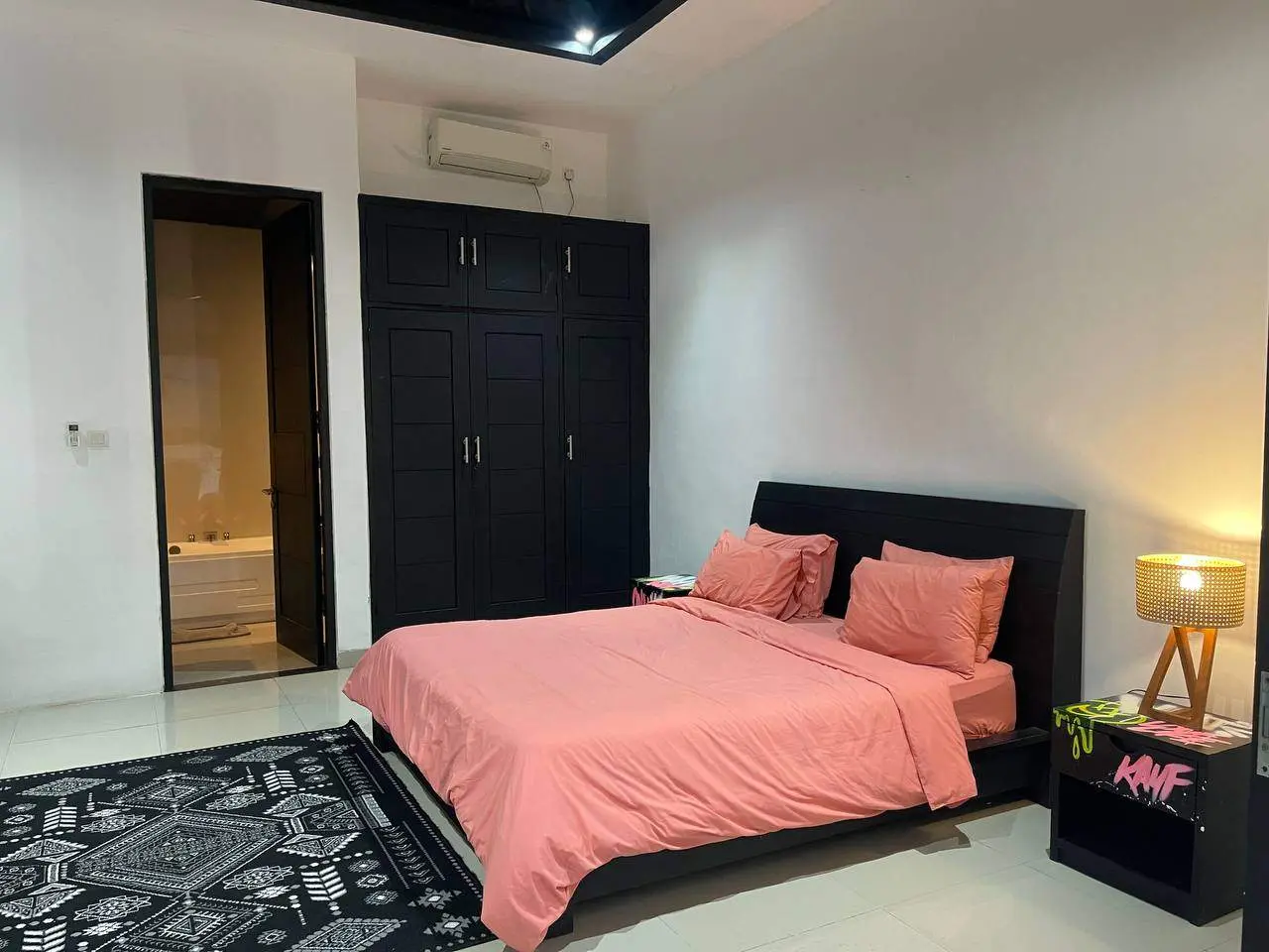 Villa For Rent 3 Bed In BerawaTibubeneng Bali EK-3550 — image 2