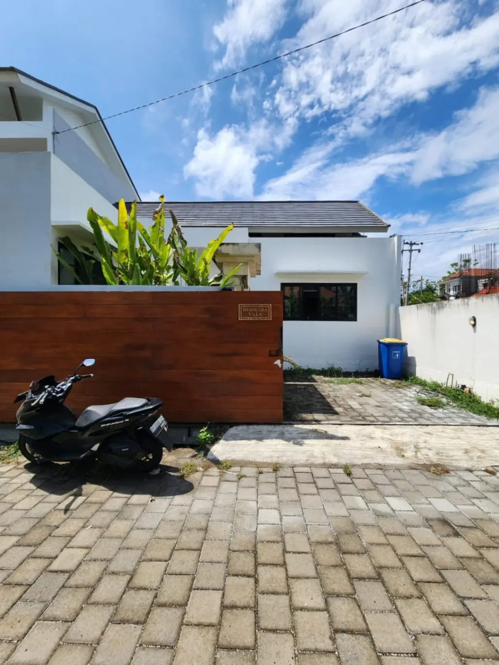 DO 444 - MODERN MINIMALISH VILLA NUSA DUA — image 1
