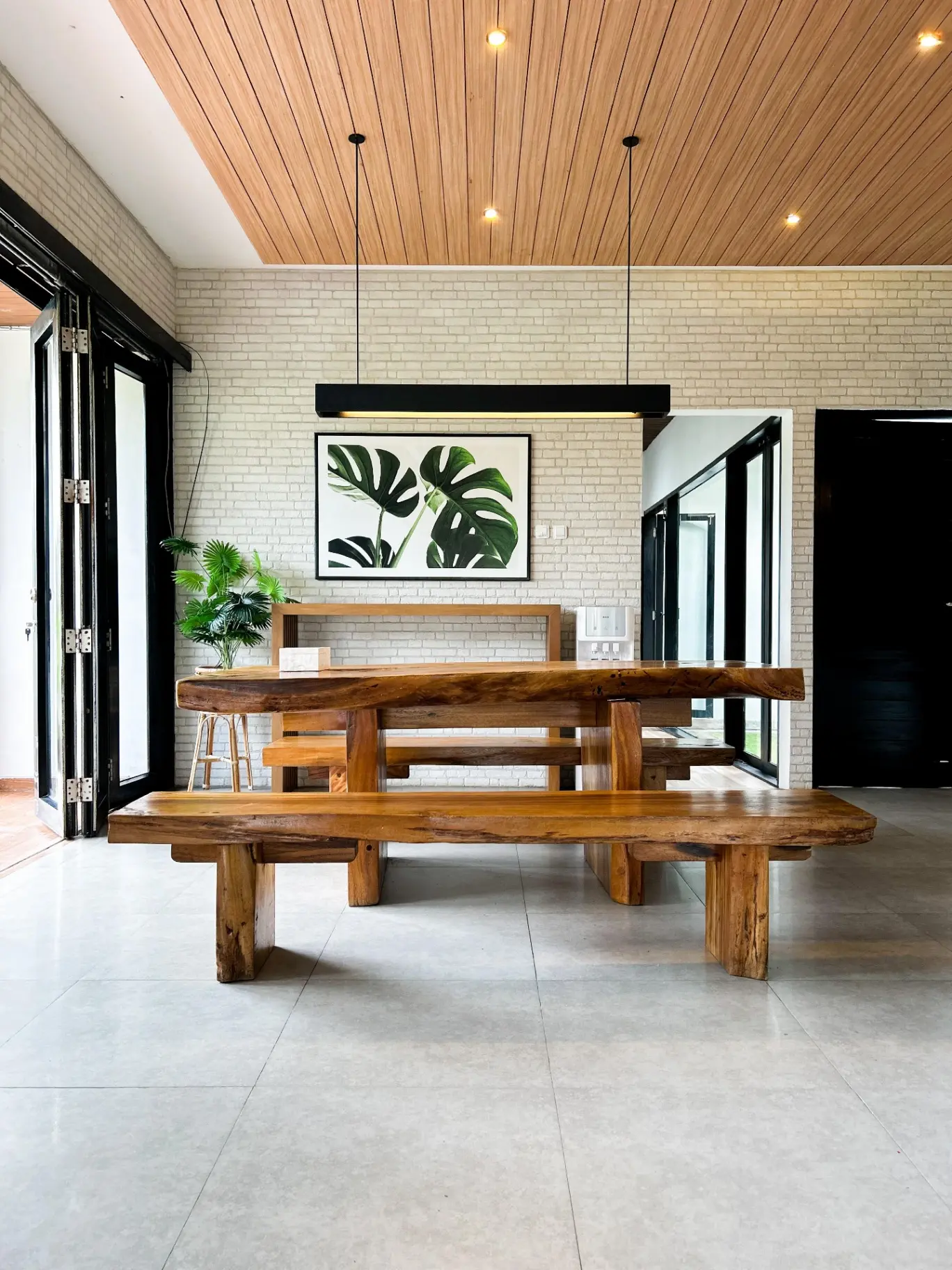 3BR Balian Beach Villa Monthly Rent available — image 2