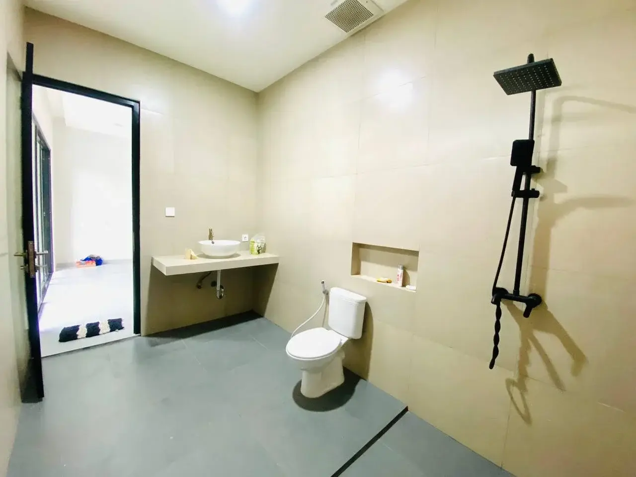 2 BEDROOM VILLA IN CANGGU — image 2